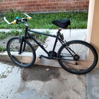 Bicicletta MTB/City nera – funzionante 