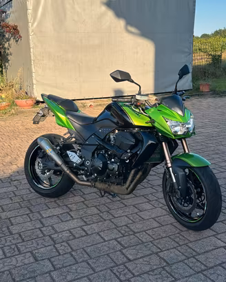 Kawasaki Z750R 2011