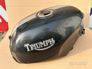 Serbatoio Benzina Triumph Trident 900