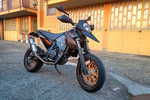 KTM 690 SM 