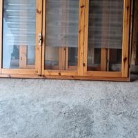 Finestre in legno e portefinestre in alluminio