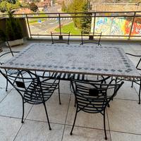 Tavolo da esterno in ferro
