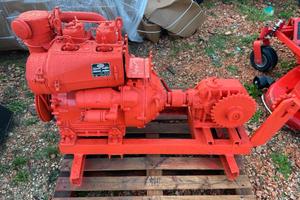 A101 Argano con motore in due cilindri