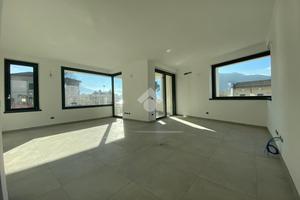 3 LOCALI A SALE MARASINO