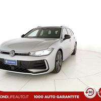 Volkswagen Passat NUOVA R-Line 1,5 l TSI filtro