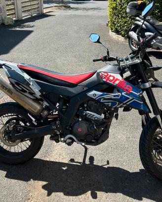 moto aprilia sx 125