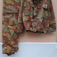 Tuta mimetica militare