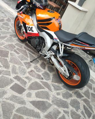 cbr 1000 rr repsol
