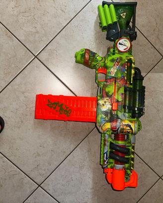 Fucile mitragliatore NERF da collezione