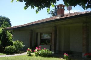 Villa di 400 m² con più di 5 locali e box auto dop