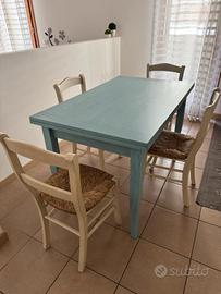 tavolo in legno + sedie
