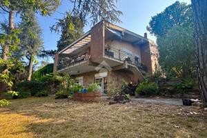 VILLA SINGOLA A ANGUILLARA SABAZIA