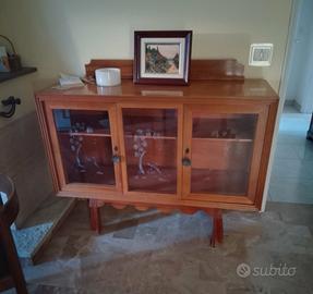 credenza antica 