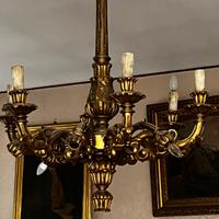 Lampadario in legno dorato 12 punti luce