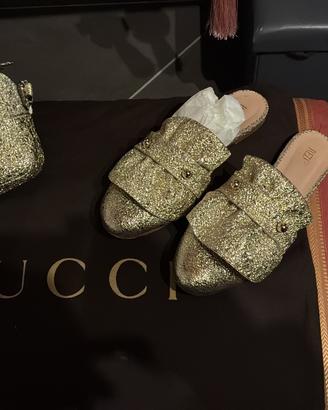 coordinate scarpa e borsa red valentino