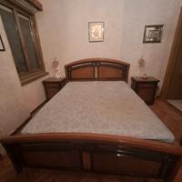 Letto, cassetti e credenza