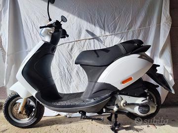 Piaggio Zip 100 4 tempi con motore 125