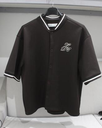 Maglia stile baseball