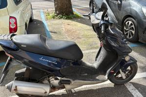 Aprilia Leonardo 300