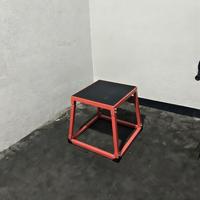 Box pliometrica in acciaio – nuova, mai utilizzata