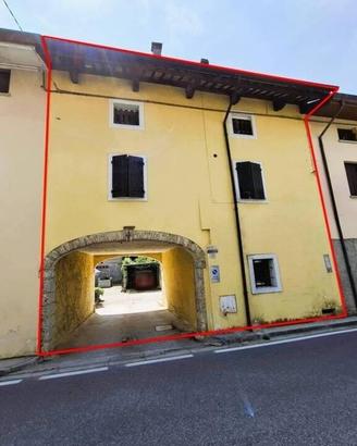 Immobile in asta di 165 m² con 3 locali a Campofor