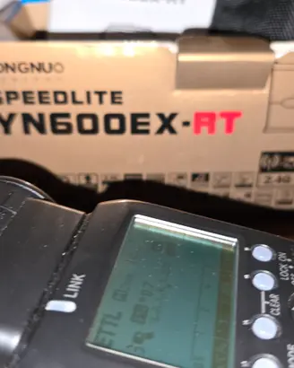 Flash Yongnuo YN600EX-RT per Canon - TTL HSS GN60