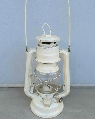 Lampada, lanterna ad olio Meva n. 863, anni 50