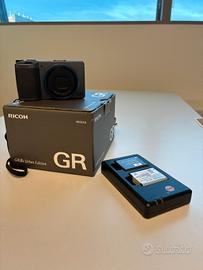 Ricoh GR iii X Urban Edition