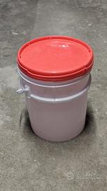 Secchi 25L con coperchio ermetico 2€ x 1 (100pz)