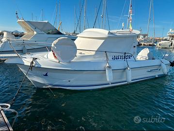 QUICKSILVER 670 WEEKENDER CON MOTORI IN GARANZIA