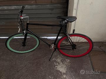 Bici scatto fisso