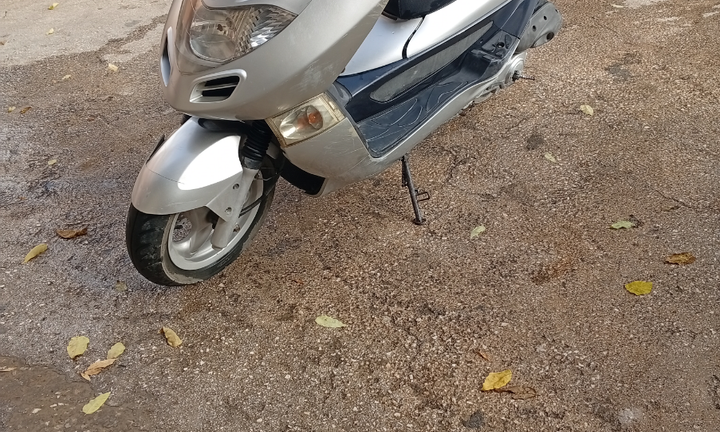 Scooter Kymco Bet & Win 50