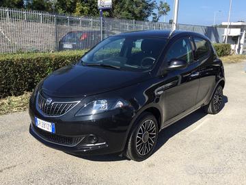 Lancia Ypsilon 1.0 FireFly 5 porte S&S Hybrid Plat