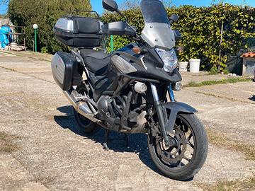 Moto Honda NC 750X DCT ABS