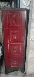 Stufa Superior a legna con forno.