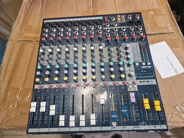 MIXER SOUNDCRAFT E.F.X. 8 EFF. DIGITAL IDEAL KARAO