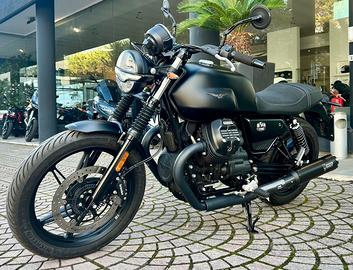 Moto Guzzi V7 IV STONE