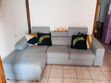 Divano letto 3 posti/ cassettone/Poltrone sofà