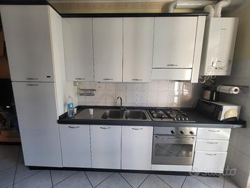 cucina attrezzata