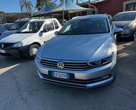 Volkswagen Passat 2.0 TDI DSG Highline BlueM. Tech