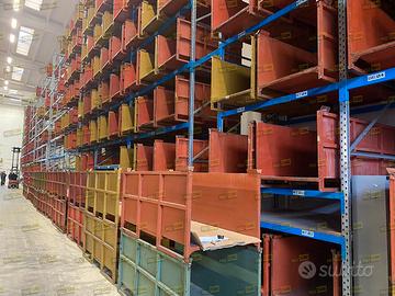 Pallet porta rotoli di stoffa sovrapponibili 