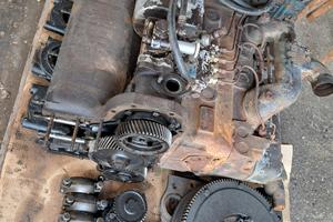 Trattore fiat 615 componenti motore CO2 D 60 / 10