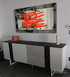 mobili salone parete attrezzata TV, madia,specchio