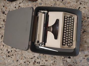 macchina da scrivere