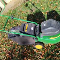 Tosaerba elettrico John Deere