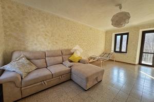 2 LOCALI A VAL DELLA TORRE