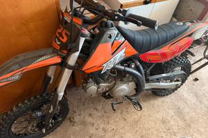 Pit bike