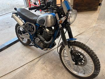 Suzuki dr 650 scrambler