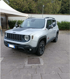 Jeep Renegade Trailhawk 2.0 Multijet 170cv 4x4