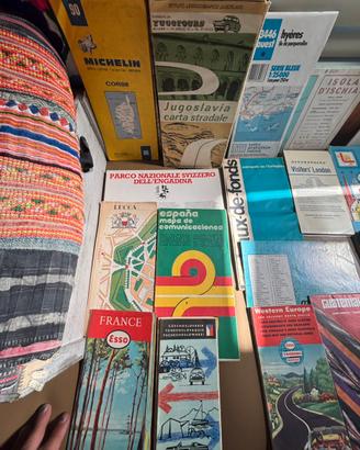Lotto 25 maloe geografiche da collez +2 atlanti